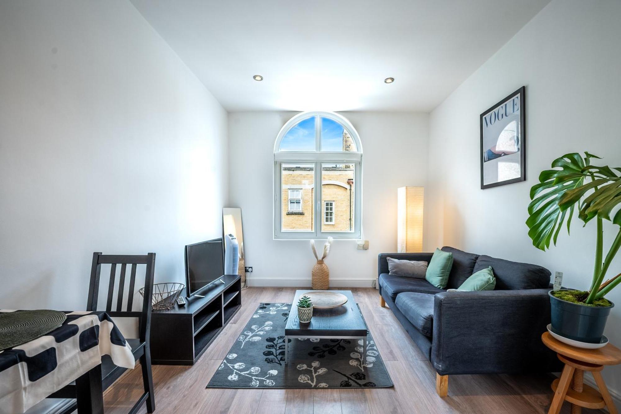 One-Bed Flat, Kensington, Bank Payment To The Host Within 24H From The Reservation Daire Londra Dış mekan fotoğraf